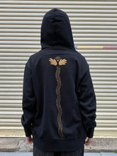 Load image into Gallery viewer, Ninosathes - Men`s Parka (L)