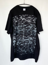 Load image into Gallery viewer, Organic Music T-Shirt “Minamo” (L)