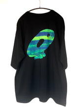 Load image into Gallery viewer, Cohshi.  “ SPIN ME TEE ” (XL)