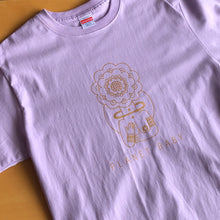 画像をギャラリービューアに読み込む, Planet Baby T-Shirt “ Planet Baby ” Light Purple (S/M/L/XL)

