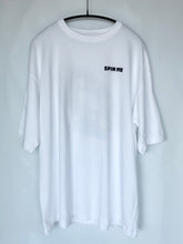 画像をギャラリービューアに読み込む, Cohshi. “ SPIN ME TEE ” (L)
