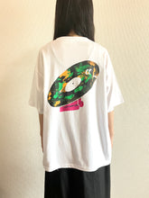 Load image into Gallery viewer, Cohshi. “ SPIN ME TEE ”  (M)
