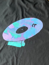Load image into Gallery viewer, Cohshi.  “ SPIN ME TEE ” (XL)
