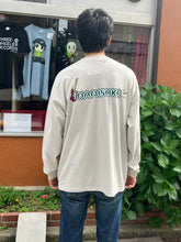 画像をギャラリービューアに読み込む, <受注生産> ギターなみすけ ☆ Big Silhouette Long-Sleeve T-shirt (Black/Frost gray, Sizes S-XL)
