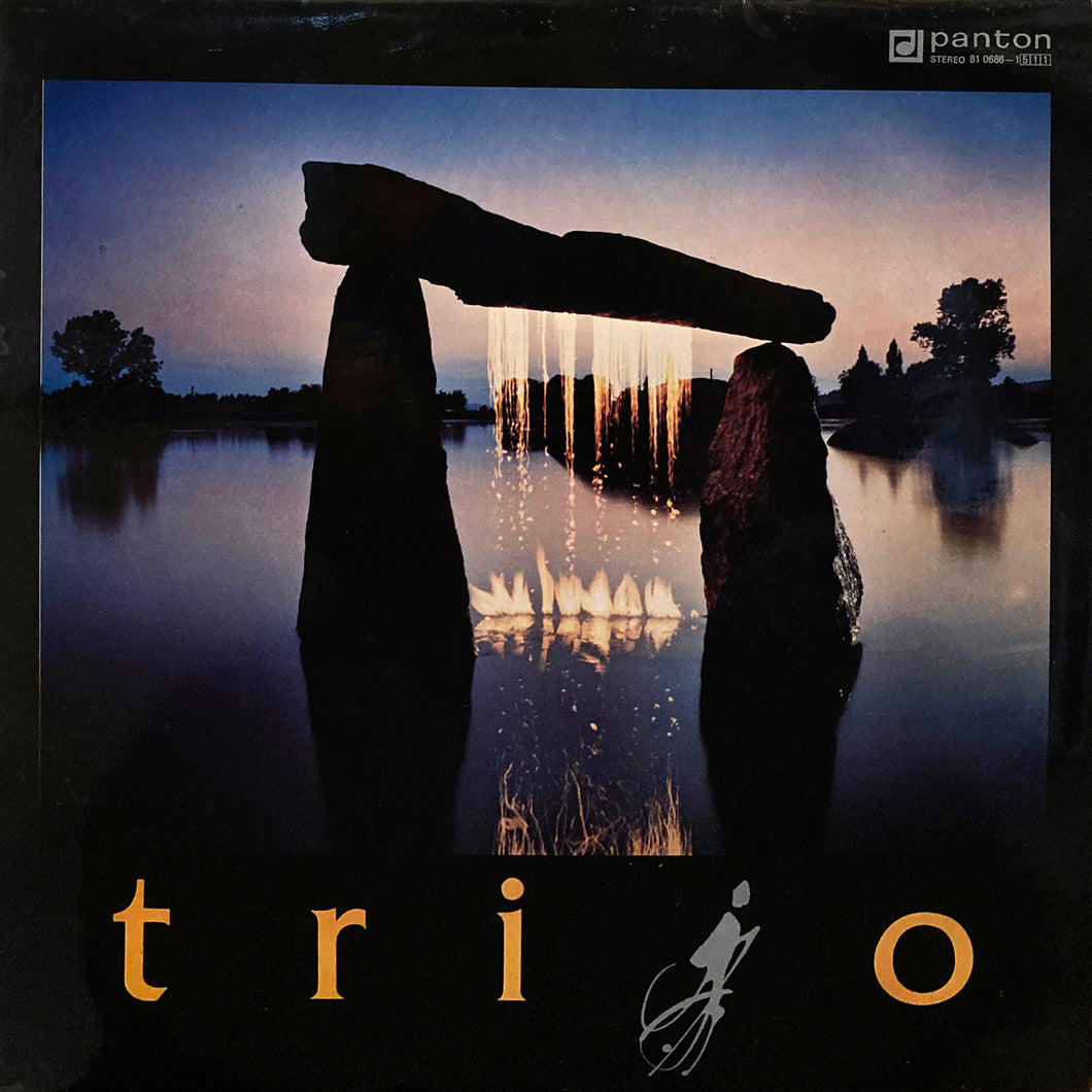 Trijo “S.T.”